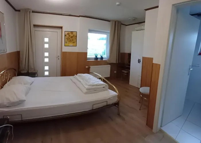 Good Shepherd Eifel * Schlausenbach